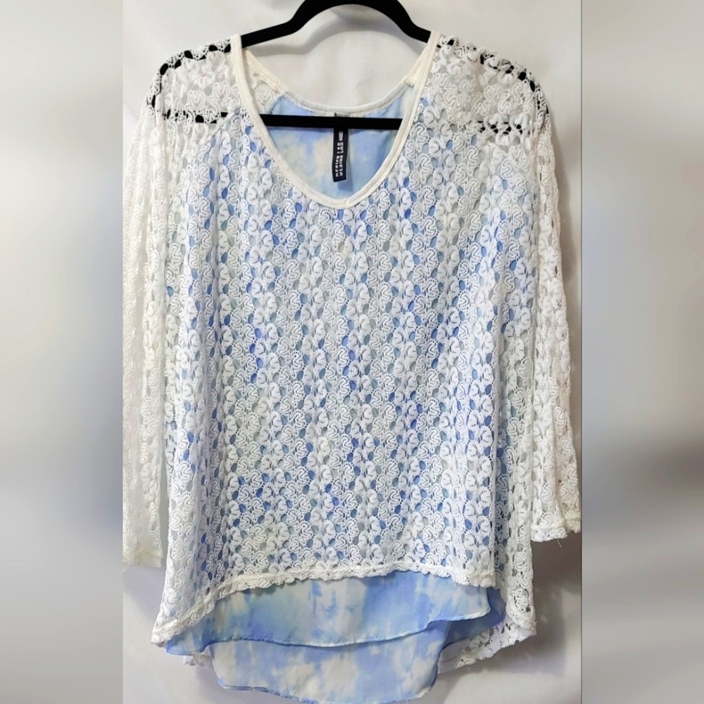 Design Lab Lord & Taylor Crocheted Top Size Lg
